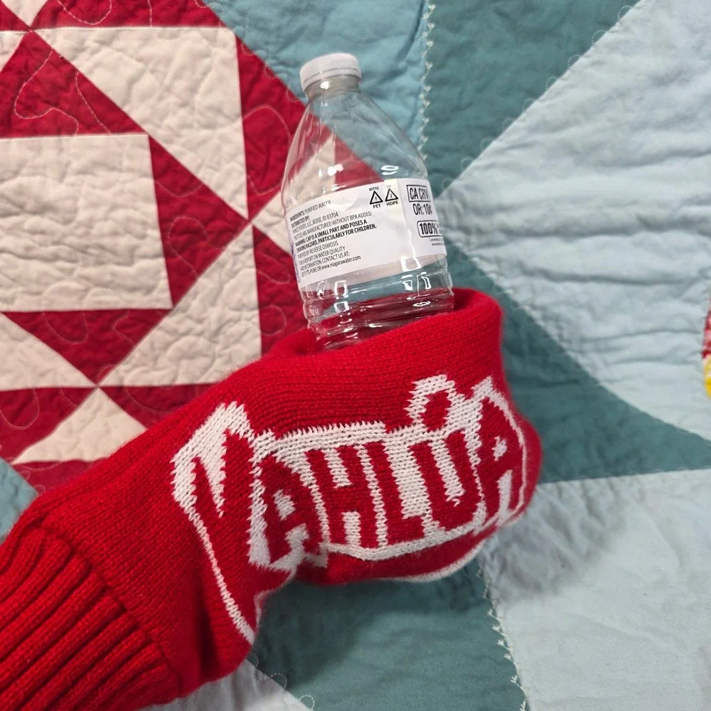 Kahlua Red Knit Drink Holder Mitten Beer Soda Coozy‎ Barware Accessory